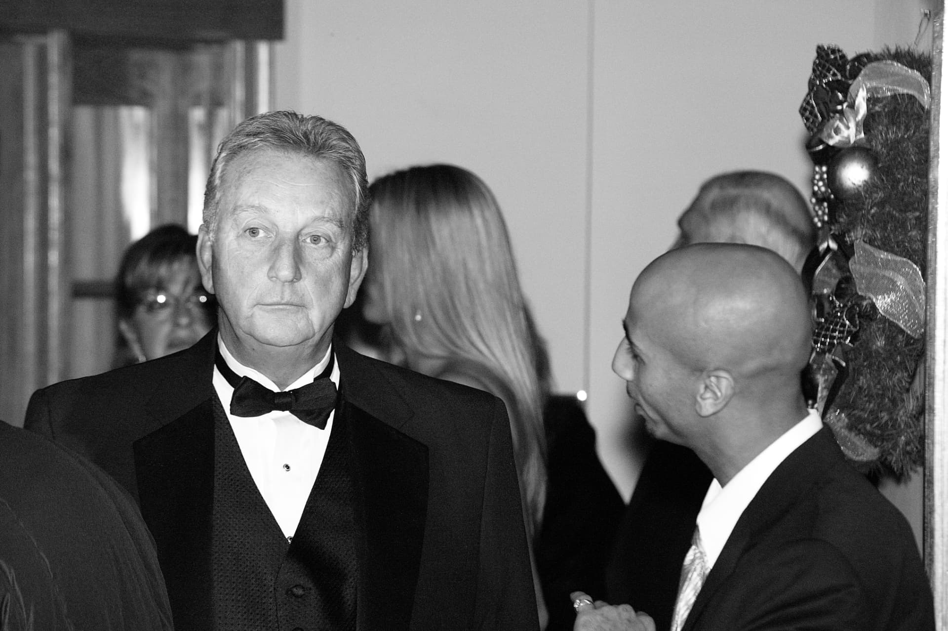 Guests photographed together in 2003